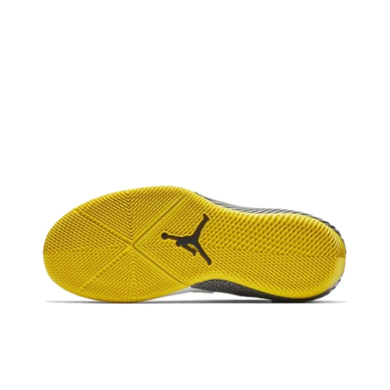JORDAN Why Not Zer0.1 Chaos White-4