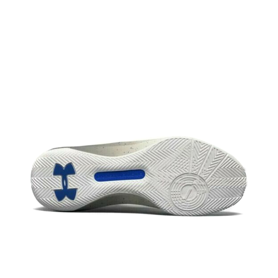 Under Armour Curry 3Zero ホワイト / チームロイヤル The Next Under Armour Curry 3ZER0 Colorway Has Already Hit