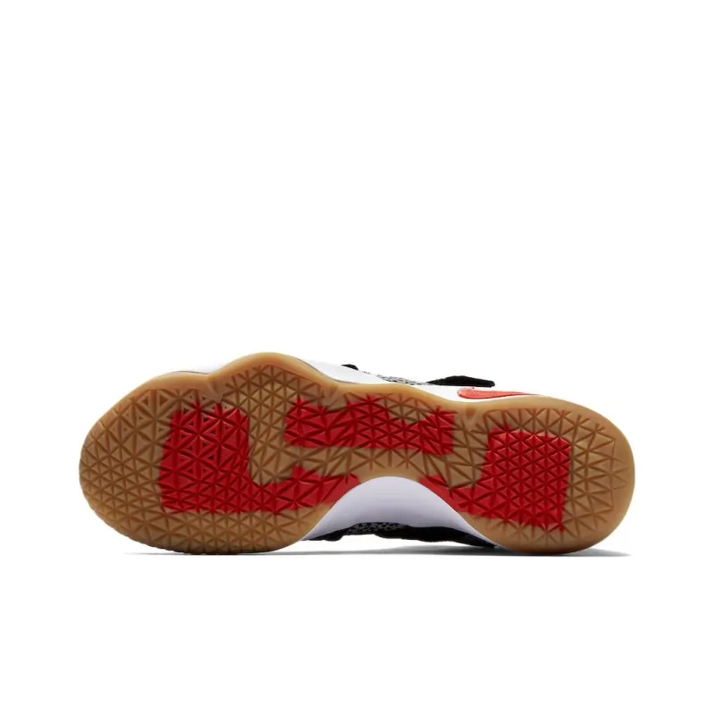 Nike LeBron Zoom Soldier 11 Safari-5