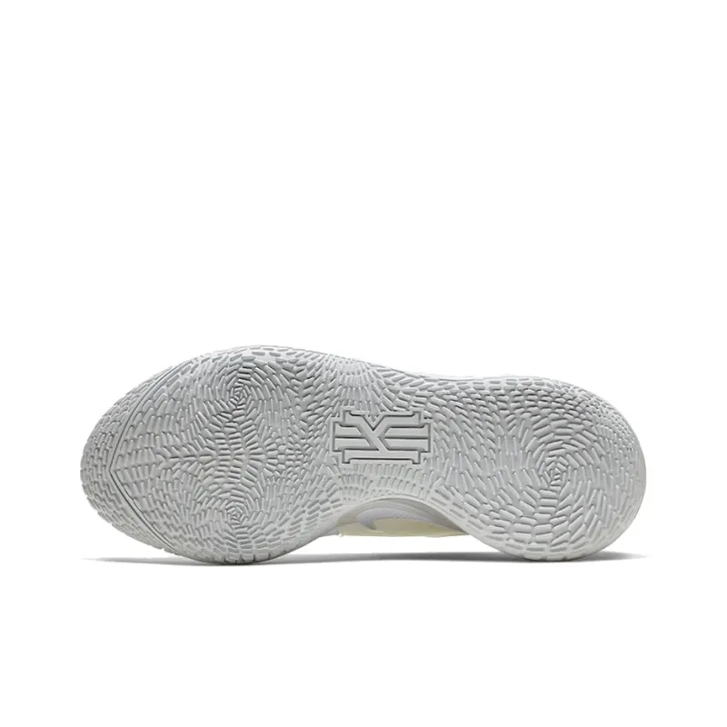 Nike Kyrie 2 Low Spongebob Sandy Cheeks-5