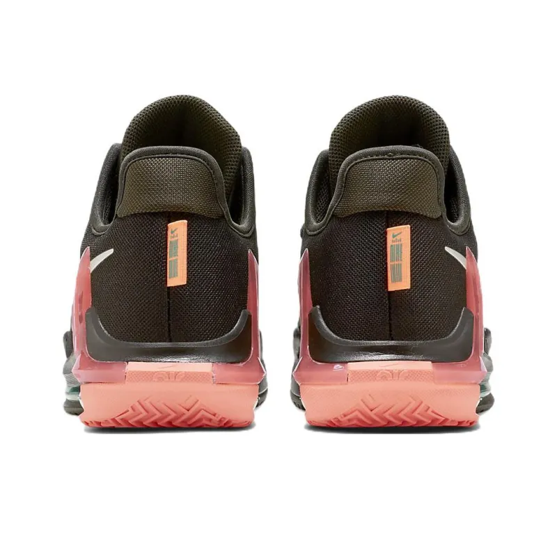 Nike LeBron Witness 6 EP 'Black Green Pink'-4