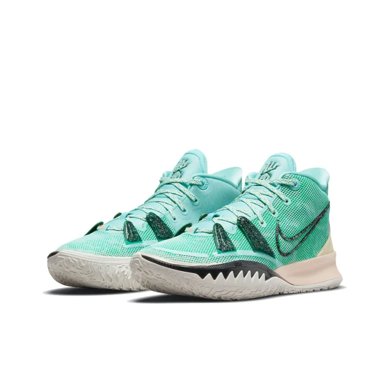 Nike Kyrie 7 'Copa'-2