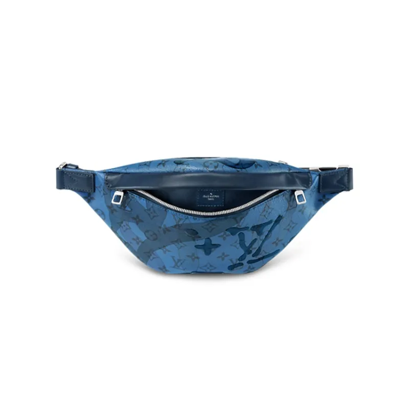 LOUIS VUITTON Discovery Bumbag Abyss Blue-3