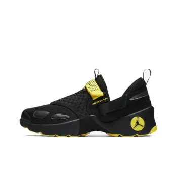 JORDAN Trunner Lx Thunder