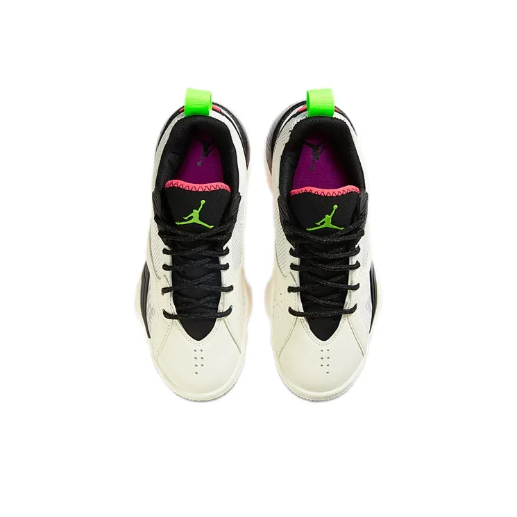 JORDAN Zoom '92 'White Flash Crimson' Women's-3