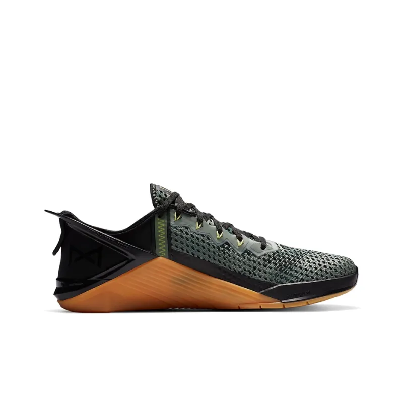 Nike Metcon 6 FlyEase 'Black Gum'-1