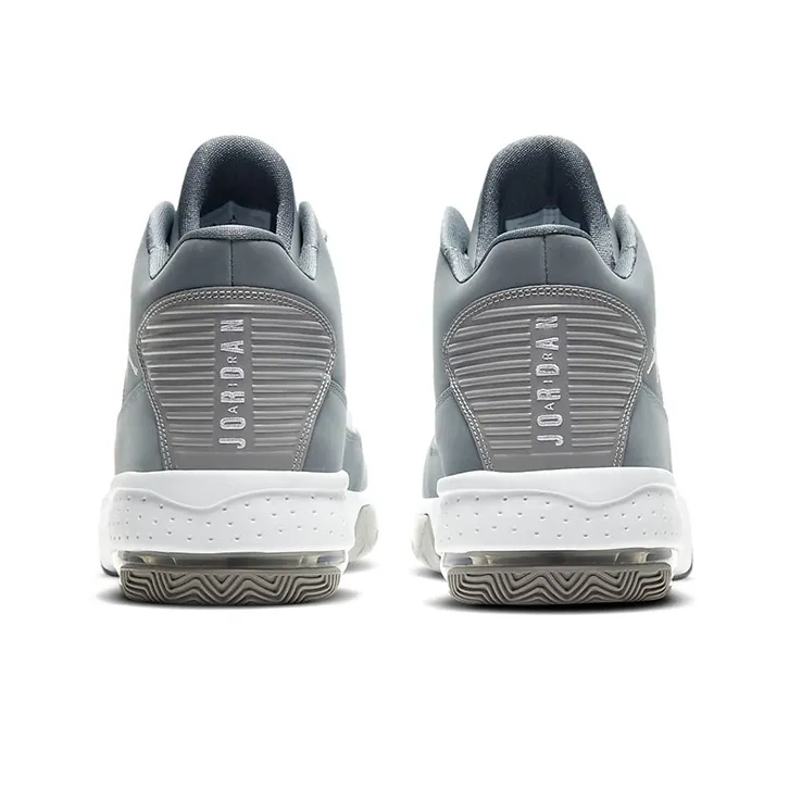 Jordan Max Aura 2 Medium Grey-4