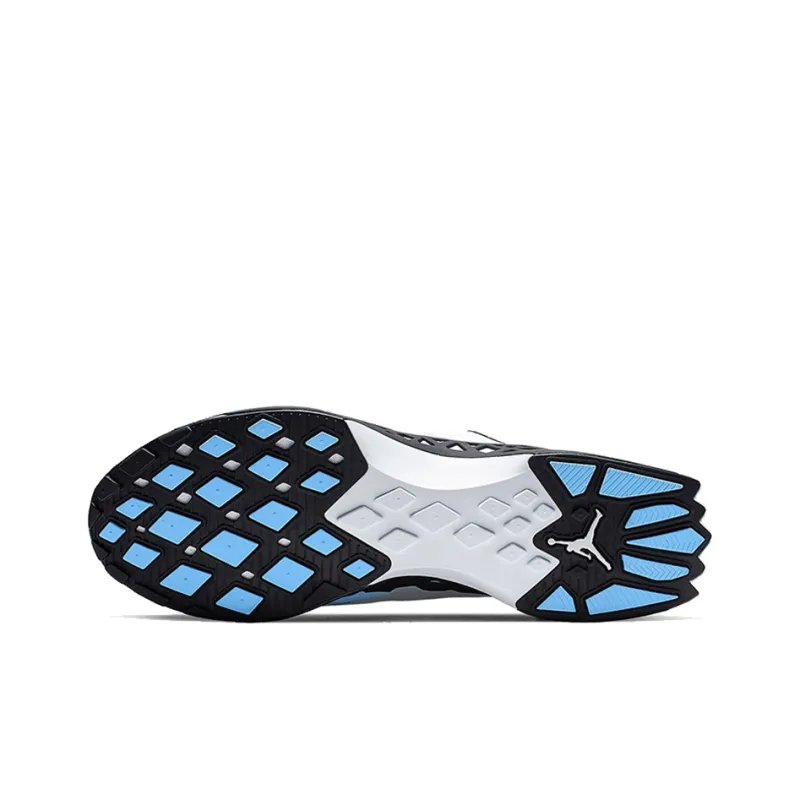 Jordan Trunner Nxt React White Black University Blue-3