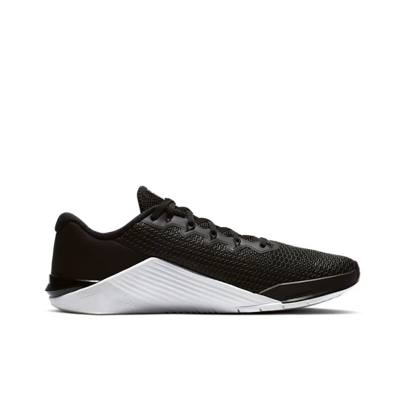 Nike Metcon 5 Black White-1