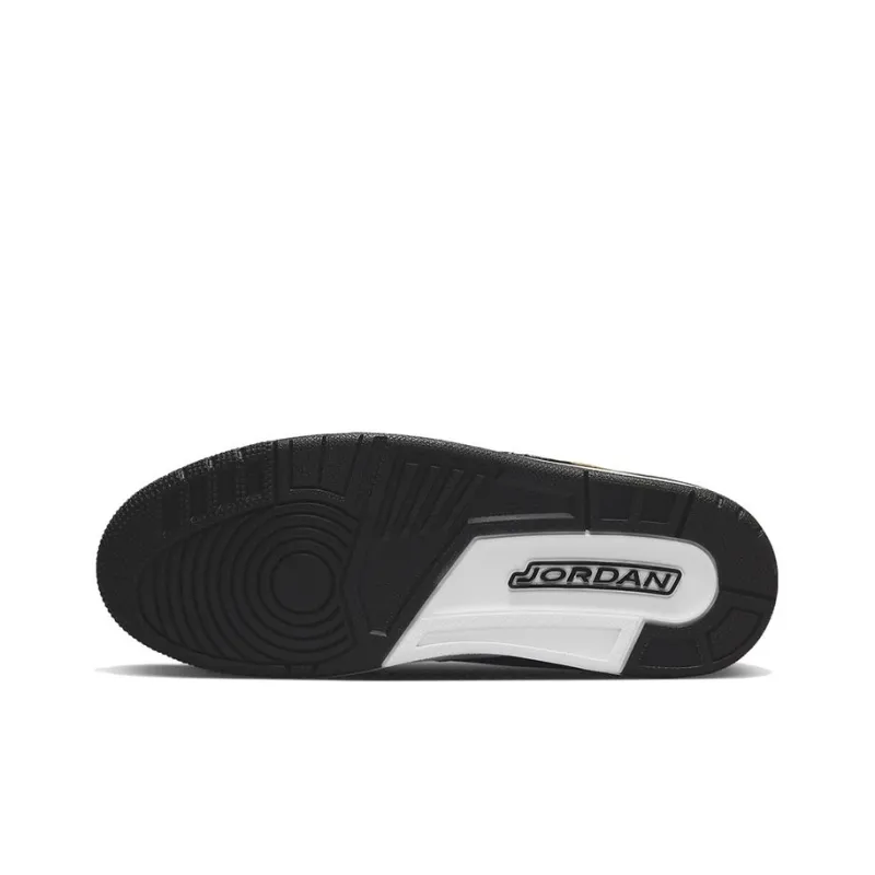 Jordan Legacy 312 Low Black Metallic Gold-5