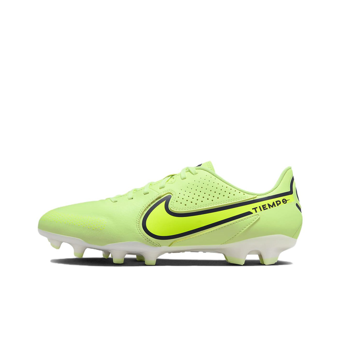 Nike fashion tiempo academy pack