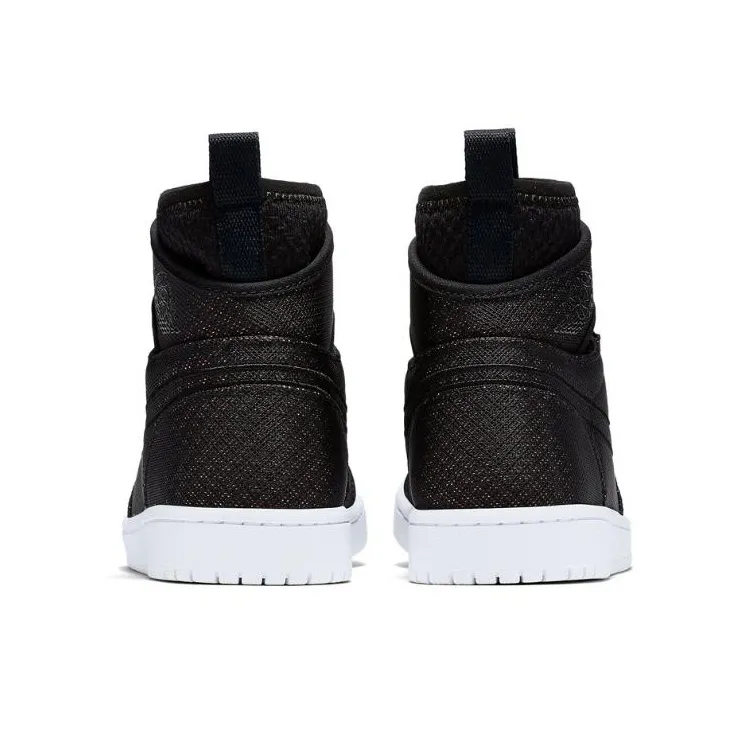 Jordan 1 Retro Ultra High Black White-3