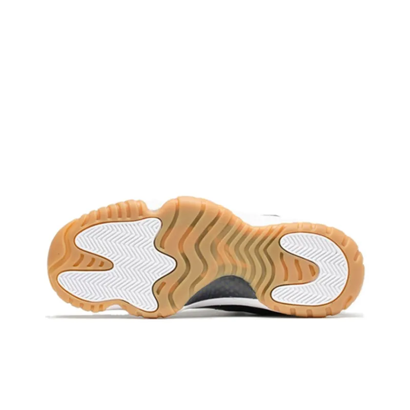 Jordan 11 Retro Low Midnight Navy-5
