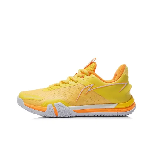 LINING Flying Close To The Ground Badminton Shoes Women's Low-Top Yellow