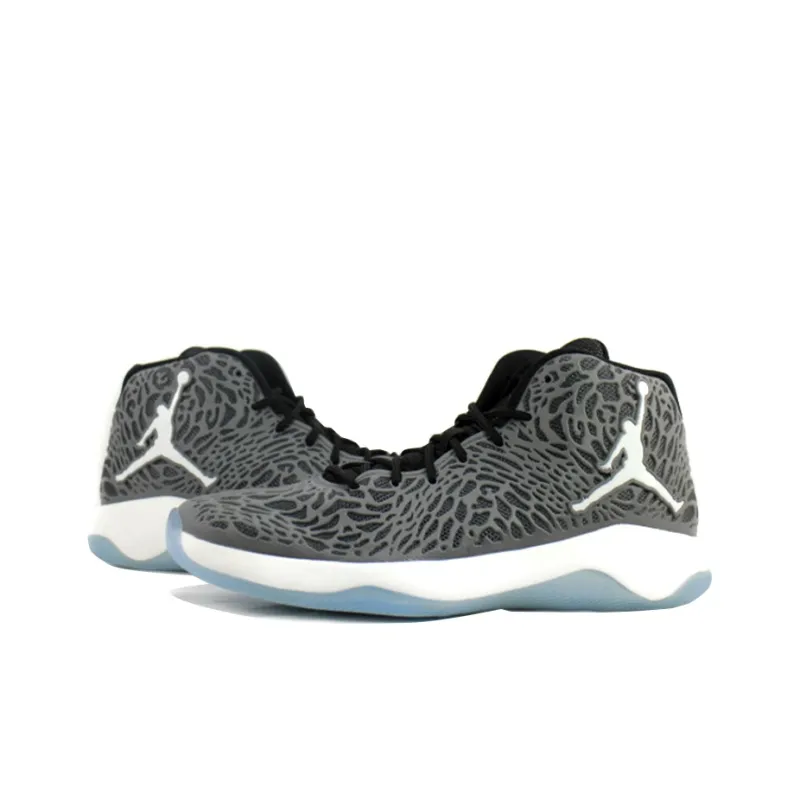 JORDAN Ultra Fly 'Cool Grey'-2