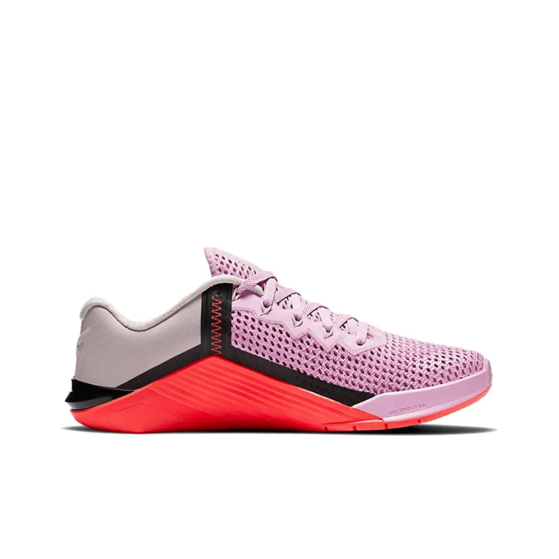 Nike Metcon 6 'Beyond Pink Flash Crimson' Women's-1