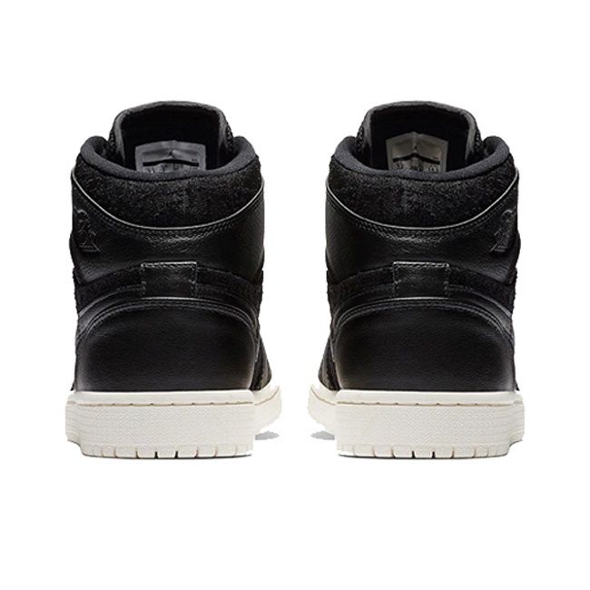 Air Jordan 1 newest Retro High Black Sail Women's