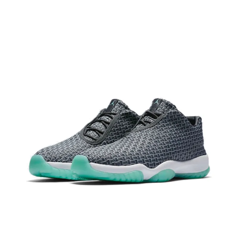 Jordan Future Low Wolf Grey Emerald Rise-2