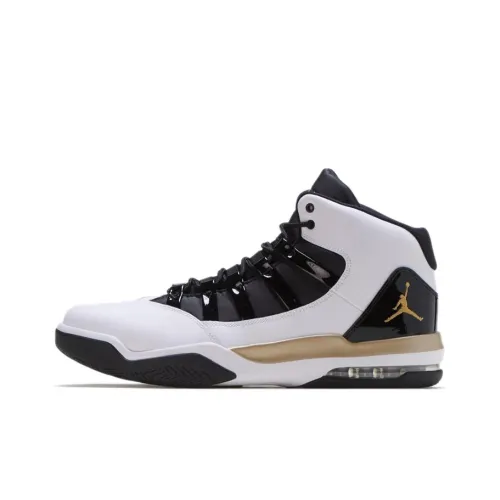 Jordan Max Aura White Metallic Gold Black