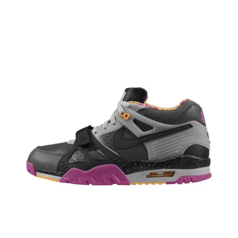 Nike air trainer deals 3 Bo knows horse racing