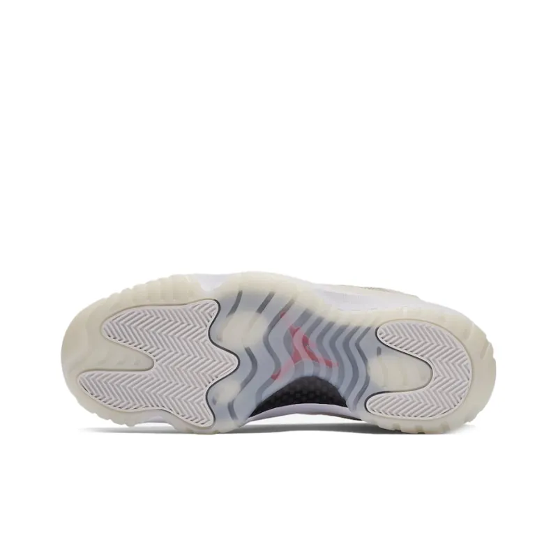 Jordan 11 Retro Platinum Tint-5