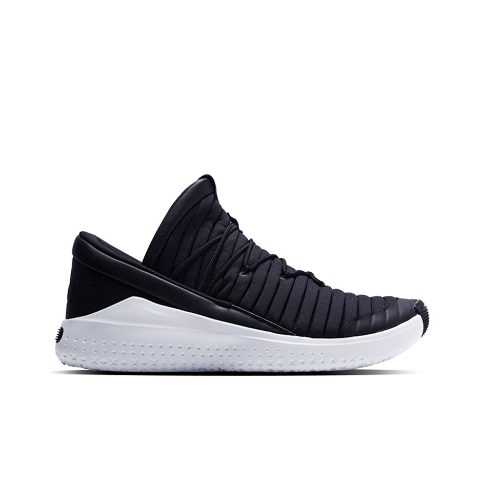 Jordan Flight Luxe Black White POIZON