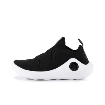LiNing Wade Collection Way Of Wade Low Top Vintage Basketball Shoes Women's Black White