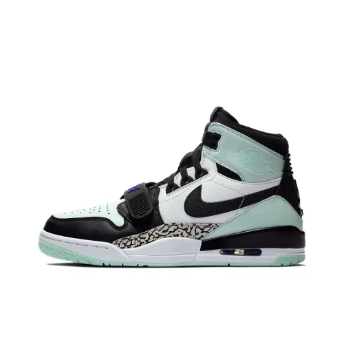 Jordan Legacy 312 Igloo