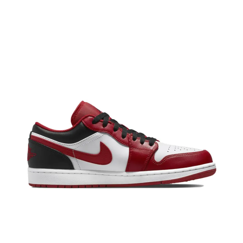 Jordan 1 Low Bulls-1