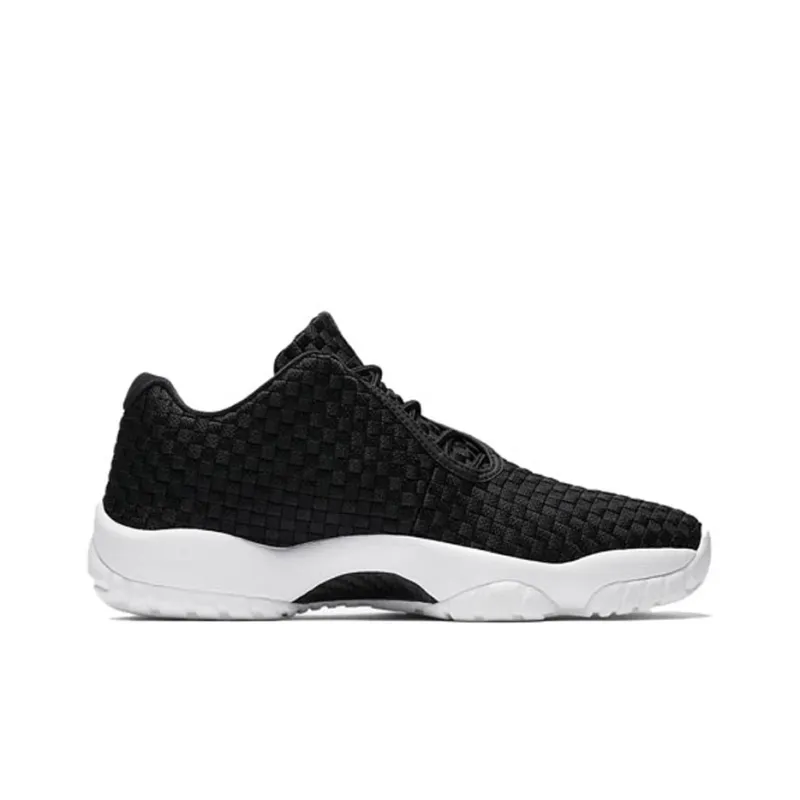 Jordan Future Low Black White 2018-1