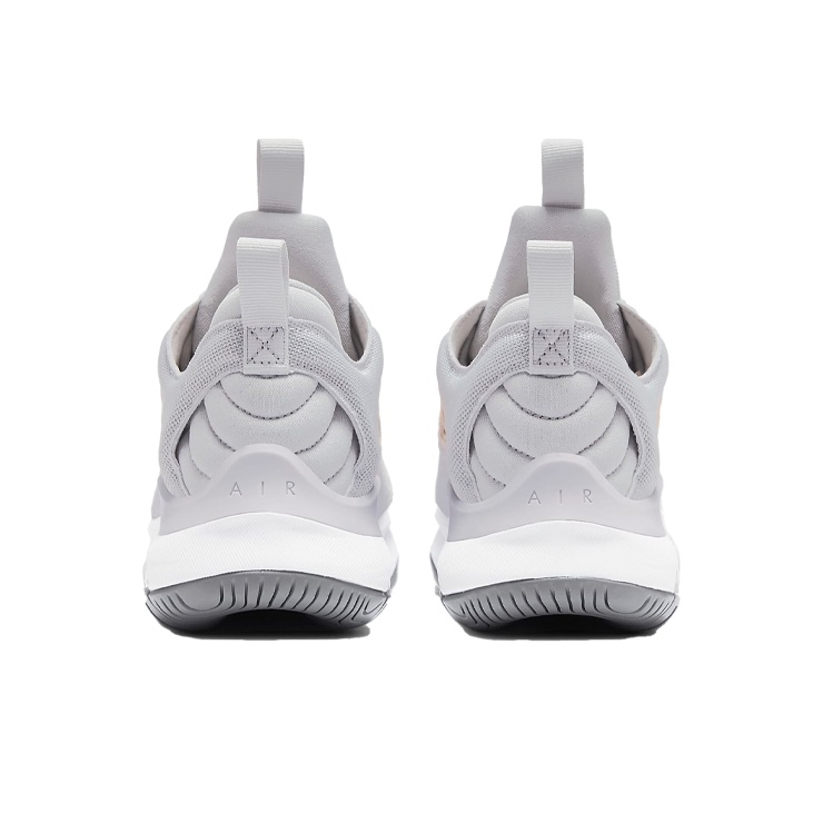 jordan maxin 200 women's