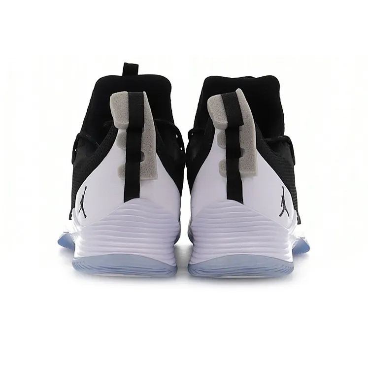Jordan Ultra Fly 2 Low Black White-4