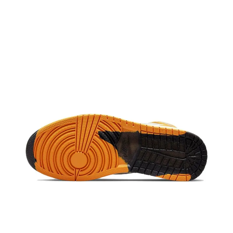 JORDAN 1 Retro High Element Gore Tex Light Curry-4