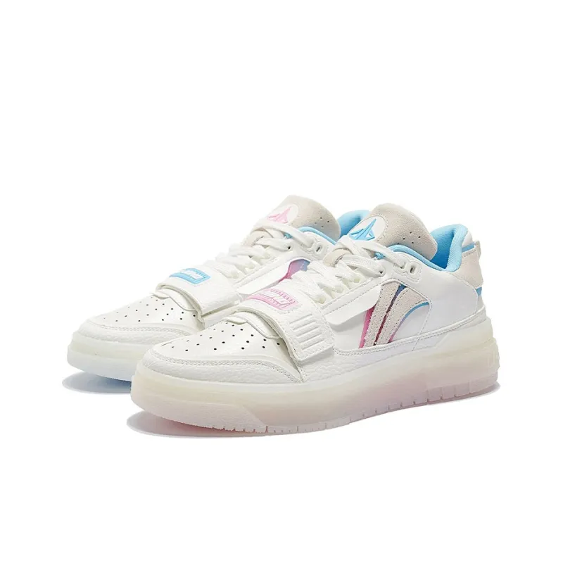LiNing Rookie Slip Resistant Cushioning Wear Resistant Low Top Basketball Shoes Ecru-2