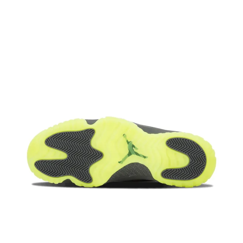 Jordan Future Dark Grey Volt-3
