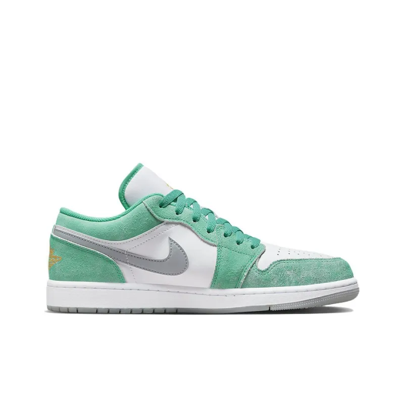 Jordan 1 Low Se New Emerald-1