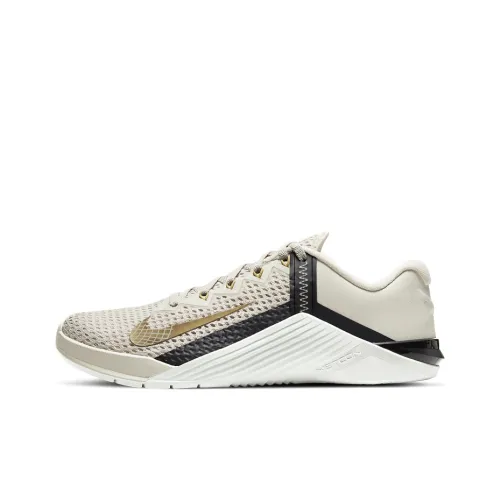 Nike Metcon 6 Training Shoes Women's Low-Top Off White/Gold