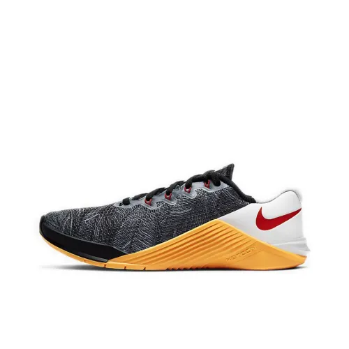 Nike Metcon 5 Training Shoes Women's Low-Top Black/White Yellow