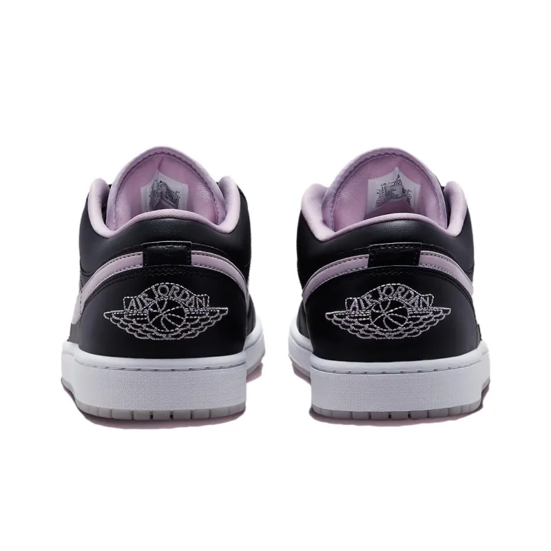 Jordan 1 Low SE Black Iced Lilac-4