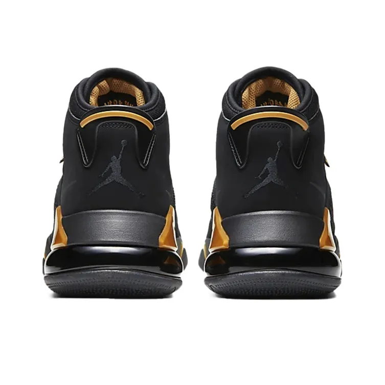 Jordan Mars 270 Black Gold-3