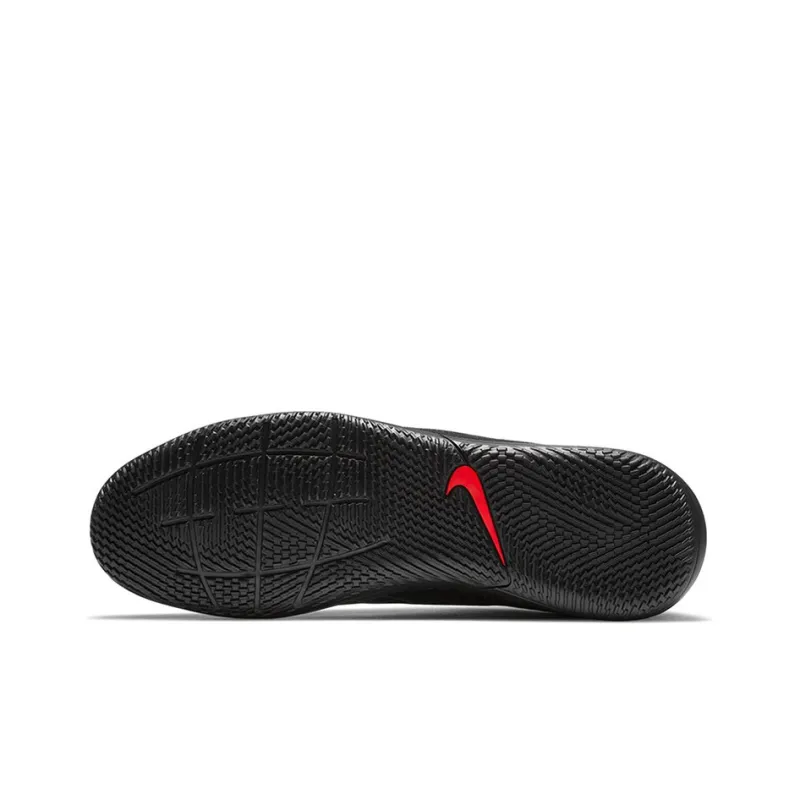 Nike Legend 8 Club Ic 'Chile Red Pack Black'-5