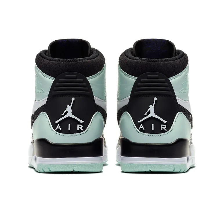 Jordan Legacy 312 Igloo-2