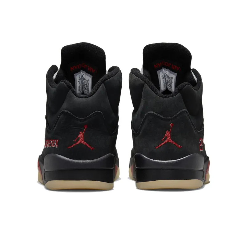 JORDAN 5 Retro Gore-Tex Off Noir Women