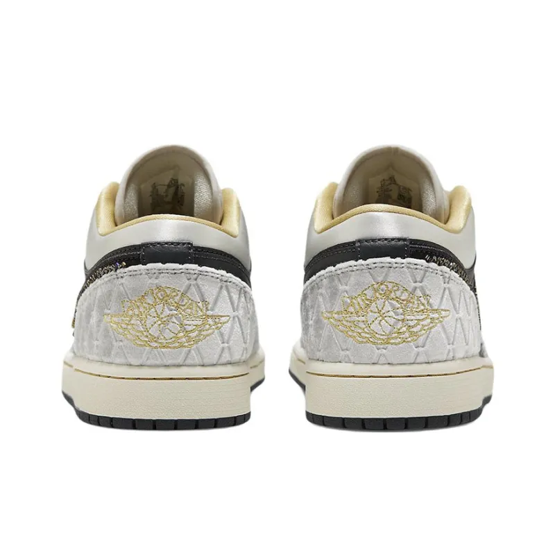 JORDAN 1 Low Beaded Swoosh-4