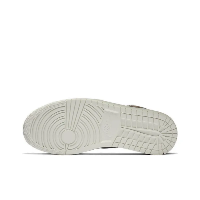 Jordan 1 Mid Suede Patch-5