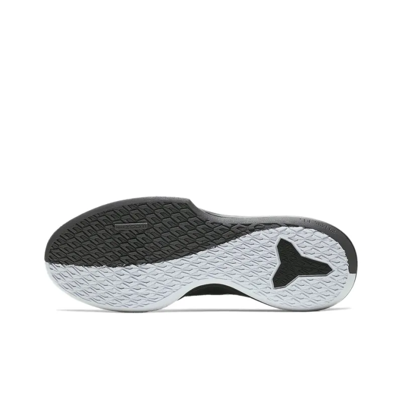 Nike Mamba Focus Tb Black White Dark Grey-5