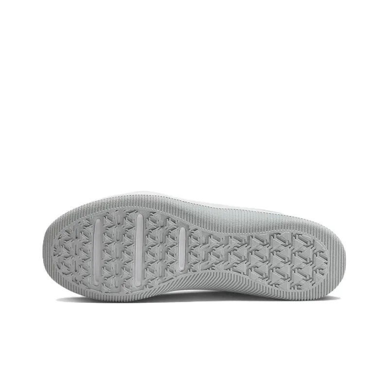 Nike Mc Trainer 2 'Pure Platinum Metallic Silver' Women's-5
