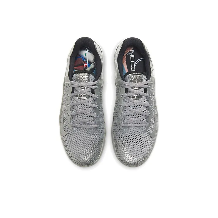 Nike Metcon 6 Premium Metallic Silver-3