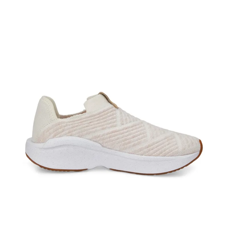 PUMA Enlighten Enlighten Slip-Resistant Low-Top Training Shoes Women's Beige-1