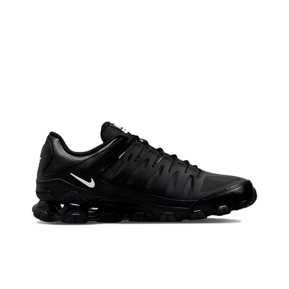 Nike Reax 8 Black White POIZON